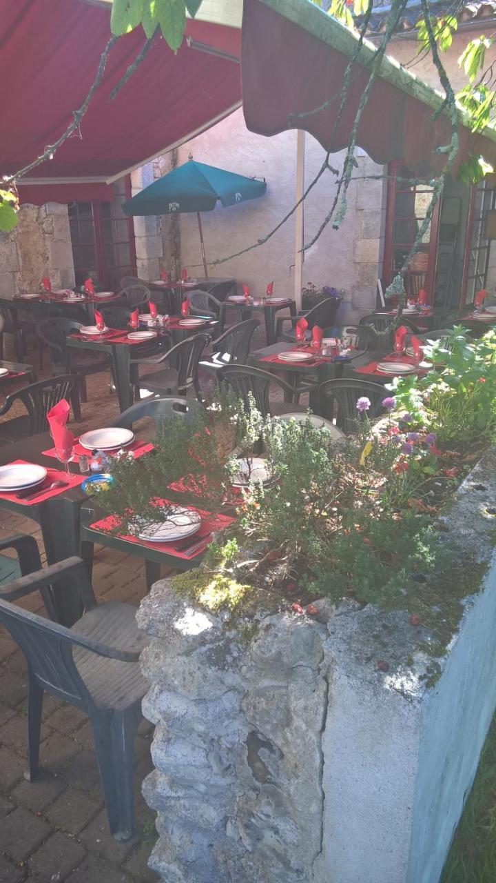 La Fin De La Faim La Tour-Blanche Exterior foto
